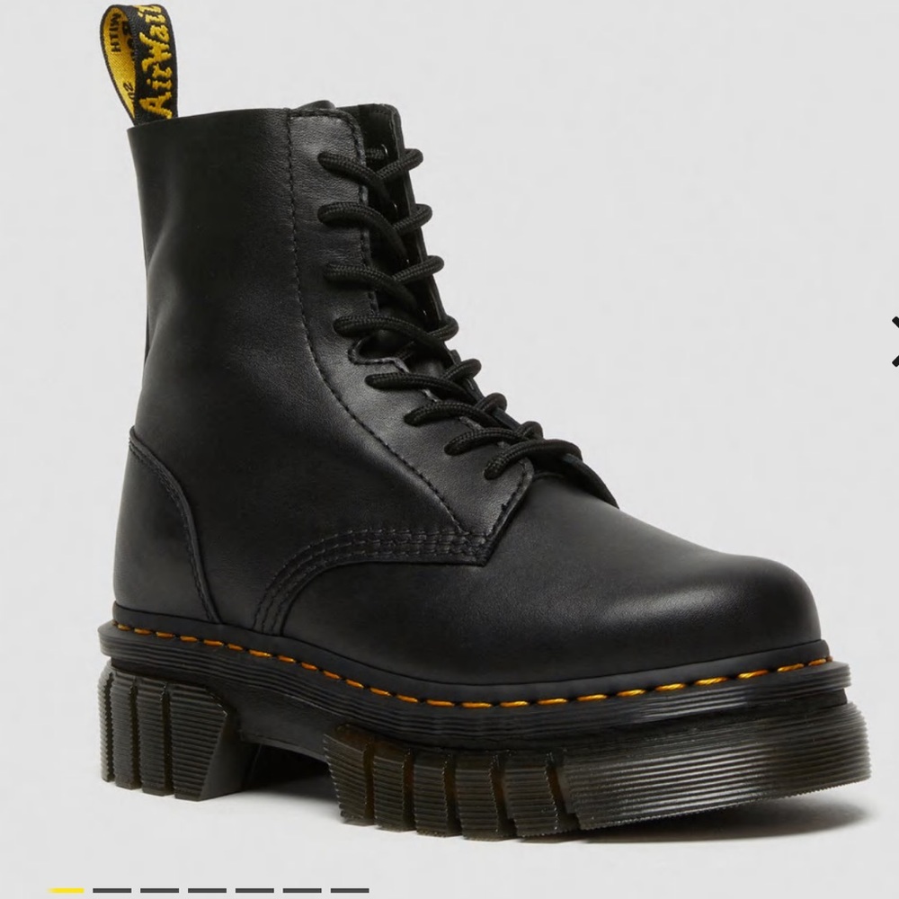 Dr.Martens AUDRICK NAPPA LEATHER PLATFORM ANKLE BOOTS sz 8
